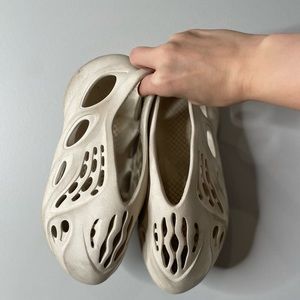 Well loved Size 8M Yeezy Foam Runners